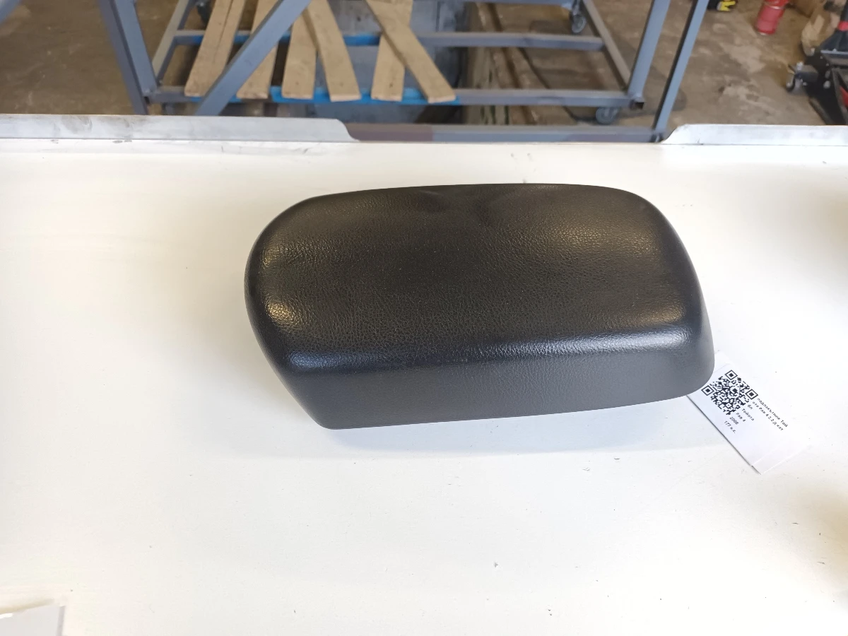 подлакътник Тойота Рав 4 2.2 д кат бл