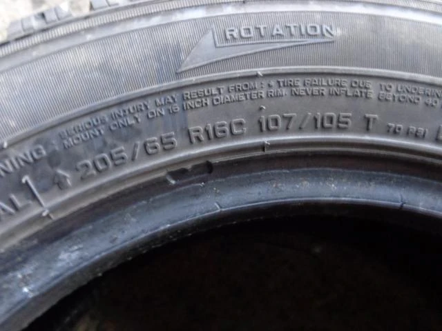 Гуми Зимни 205/65R16, снимка 11 - Гуми и джанти - 16653000