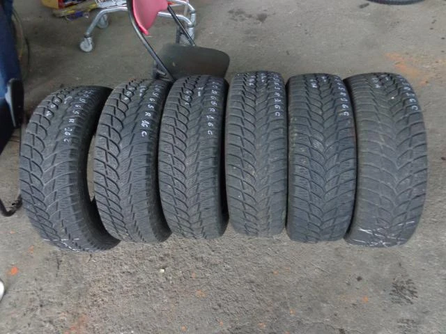 Гуми Зимни 205/65R16, снимка 6 - Гуми и джанти - 16653000