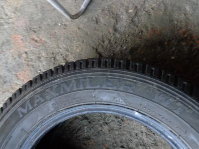 Гуми Зимни 205/65R16, снимка 9 - Гуми и джанти - 16653000