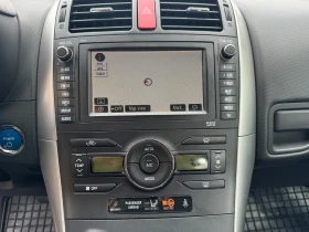 Toyota Auris 1.8 HIBRID Фейслифт , снимка 15