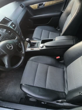 Mercedes-Benz C 220, снимка 12