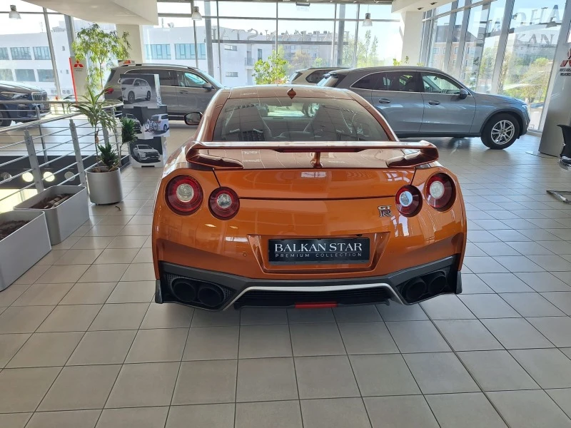 Nissan Gt-r R35, снимка 6 - Автомобили и джипове - 45202491