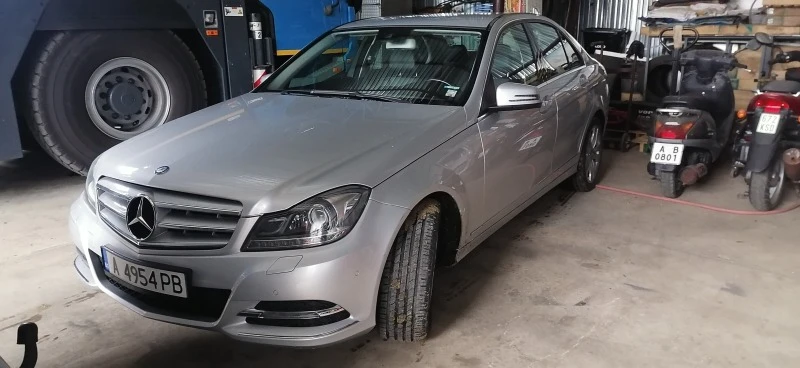 Mercedes-Benz C 250 AVANTGARDE 7G TRONIK, снимка 17 - Автомобили и джипове - 46720438