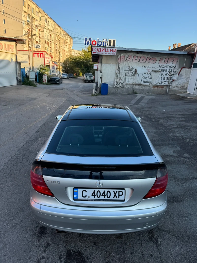 Mercedes-Benz C 180 Kompressor, снимка 4 - Автомобили и джипове - 47644171