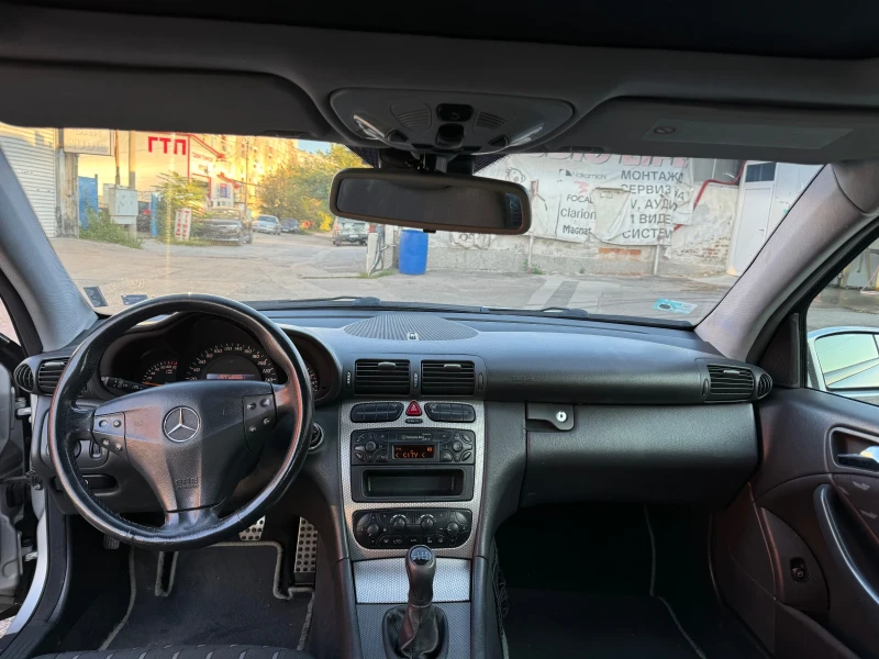 Mercedes-Benz C 180 Kompressor, снимка 8 - Автомобили и джипове - 47644171