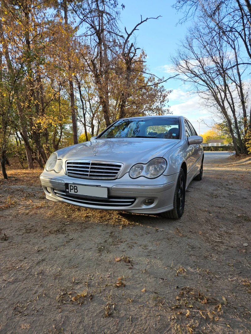 Mercedes-Benz C 220 CDI 220, снимка 1 - Автомобили и джипове - 47792635