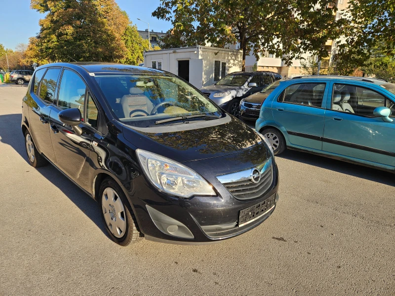 Opel Meriva 1.7CDTI, снимка 8 - Автомобили и джипове - 48354114