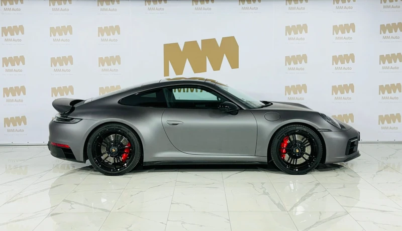 Porsche Carrera 4 GTS 992* Pano* BOSE* Chrono* Matrix, снимка 3 - Автомобили и джипове - 49003311