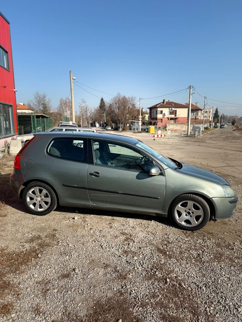 VW Golf, снимка 4 - Автомобили и джипове - 49215735