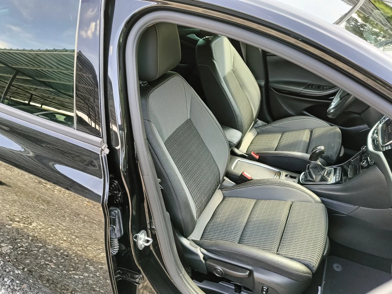 Opel Astra 1.5crdi Нави Камера, снимка 8 - Автомобили и джипове - 51501559