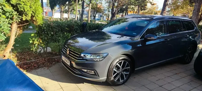 VW Passat 2.0TDI Elegance 150кс Digital Distr LED Кожа , снимка 4 - Автомобили и джипове - 51663329