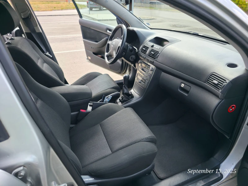 Toyota Avensis 2.0d4d, снимка 7 - Автомобили и джипове - 51701755