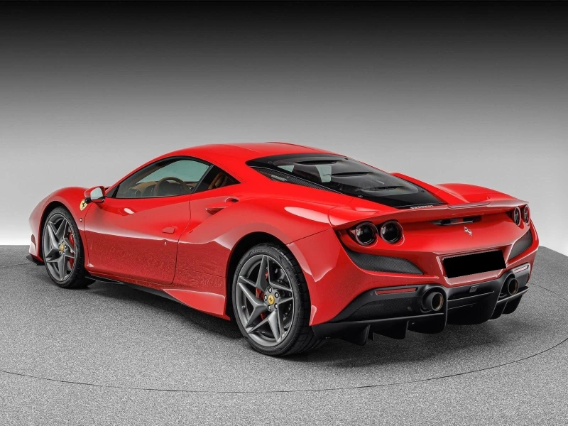 Ferrari F8 TRIBUTO/ COUPE/ CARBON/ CERAMIC/ 360 CAMERA/, снимка 5 - Автомобили и джипове - 52233465