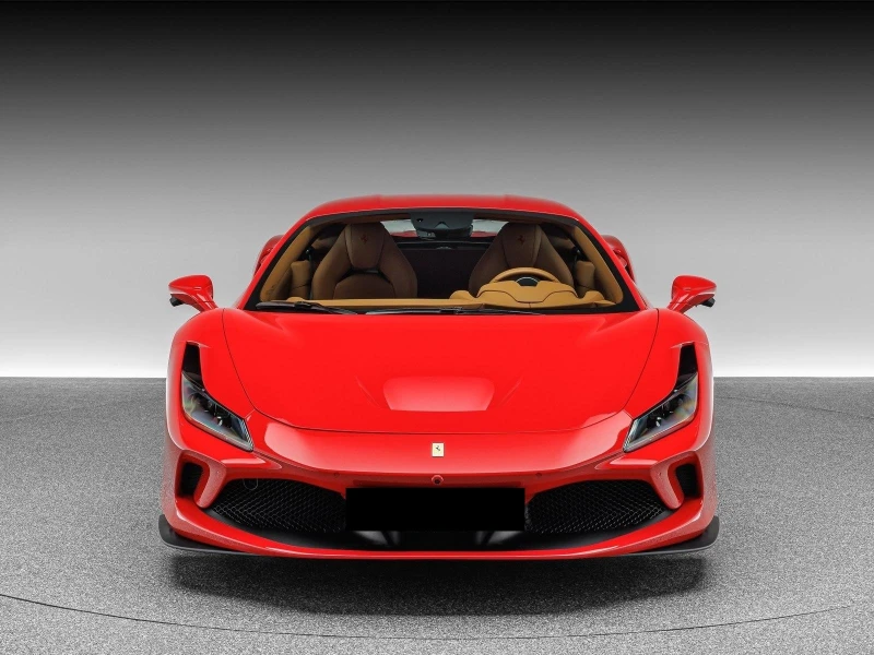 Ferrari F8 TRIBUTO/ COUPE/ CARBON/ CERAMIC/ 360 CAMERA/, снимка 2 - Автомобили и джипове - 52233465
