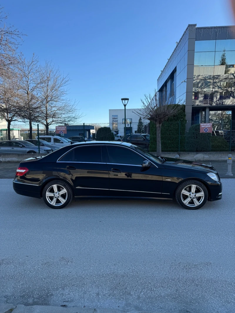 Mercedes-Benz E 350 AirMatic Harman Kardon, снимка 5 - Автомобили и джипове - 52965259