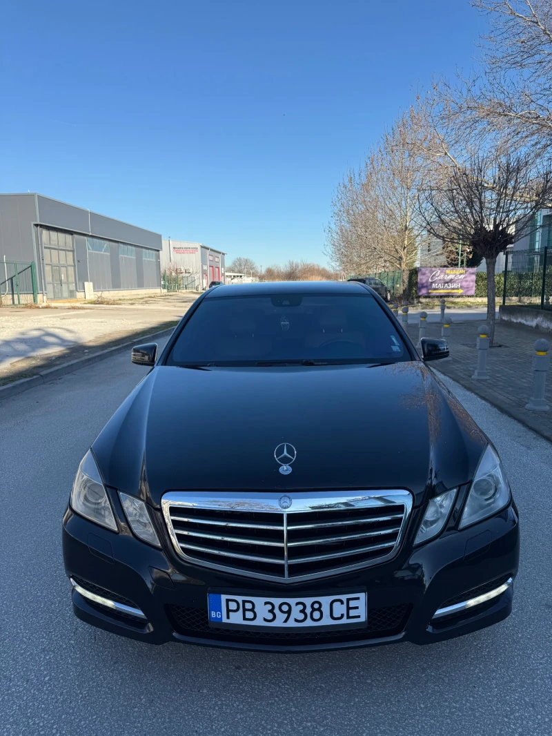 Mercedes-Benz E 350 AirMatic Harman Kardon, снимка 3 - Автомобили и джипове - 52965259