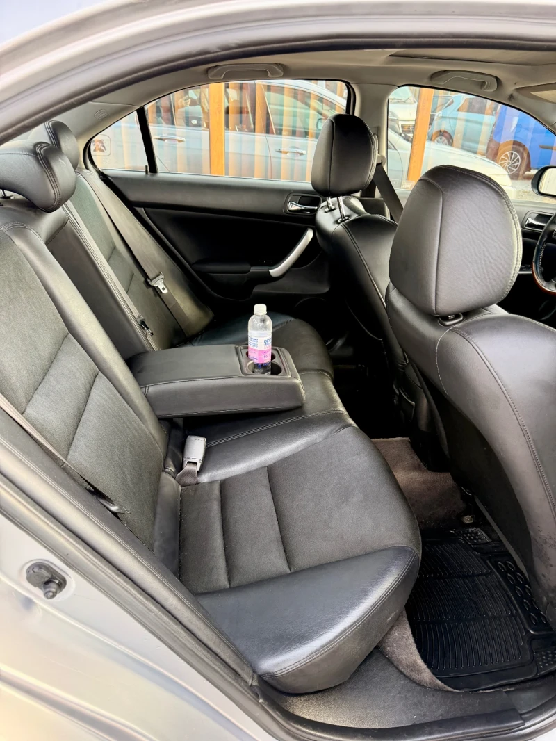 Honda Accord Обслужена* Нави* Топ Състояние* Бартер* , снимка 7 - Автомобили и джипове - 53011862