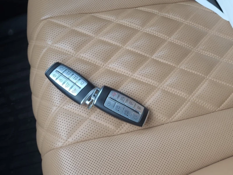 Genesis GV80 * PRESTIGE 3.5T 4D UTILITY AWD * CARFAX * , снимка 11 - Автомобили и джипове - 53335179