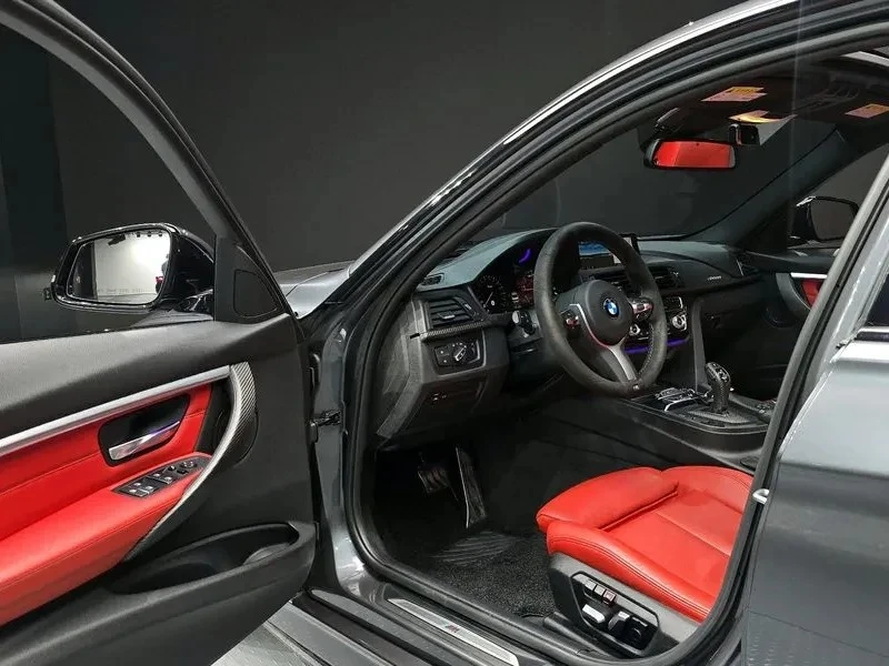 BMW 330 | АВТОФИНАНСИРАНЕ | ФИКСИРАНА ЦЕНА ДО БЪЛГАРИЯ, снимка 5 - Автомобили и джипове - 55153330