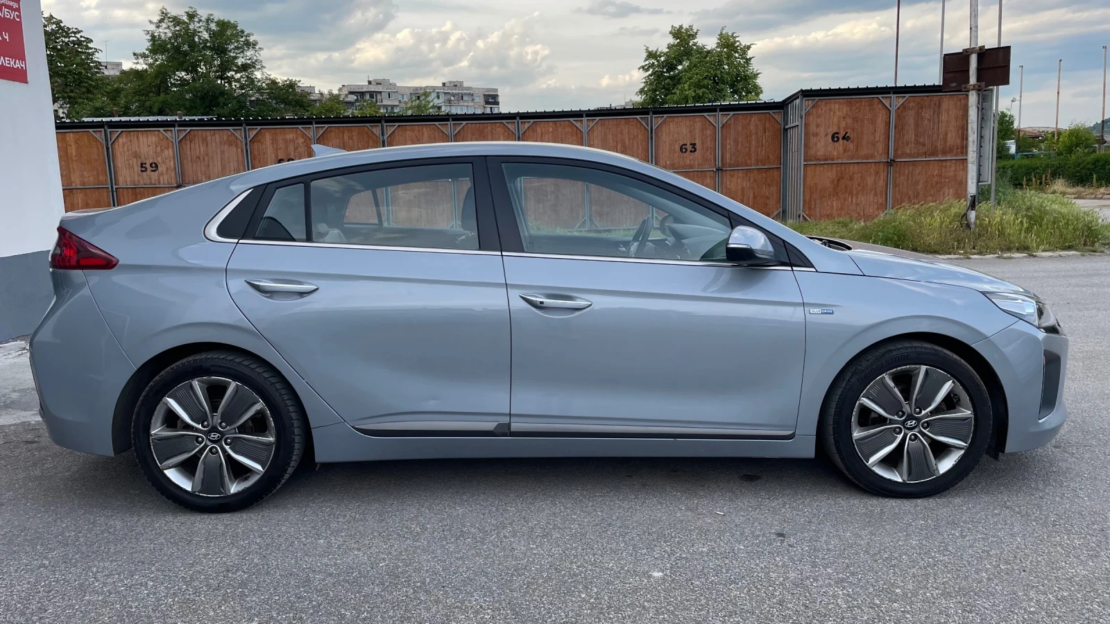 Hyundai Ioniq 1.6 HIBRID - изображение 7