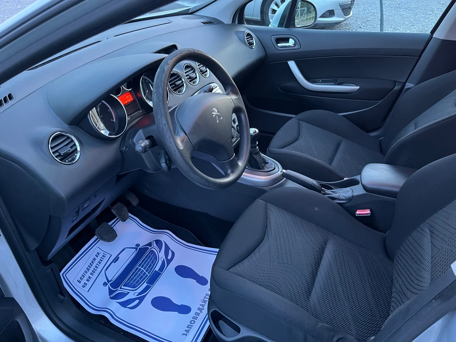 Peugeot 308 1.6 HDI Facelift  - изображение 9