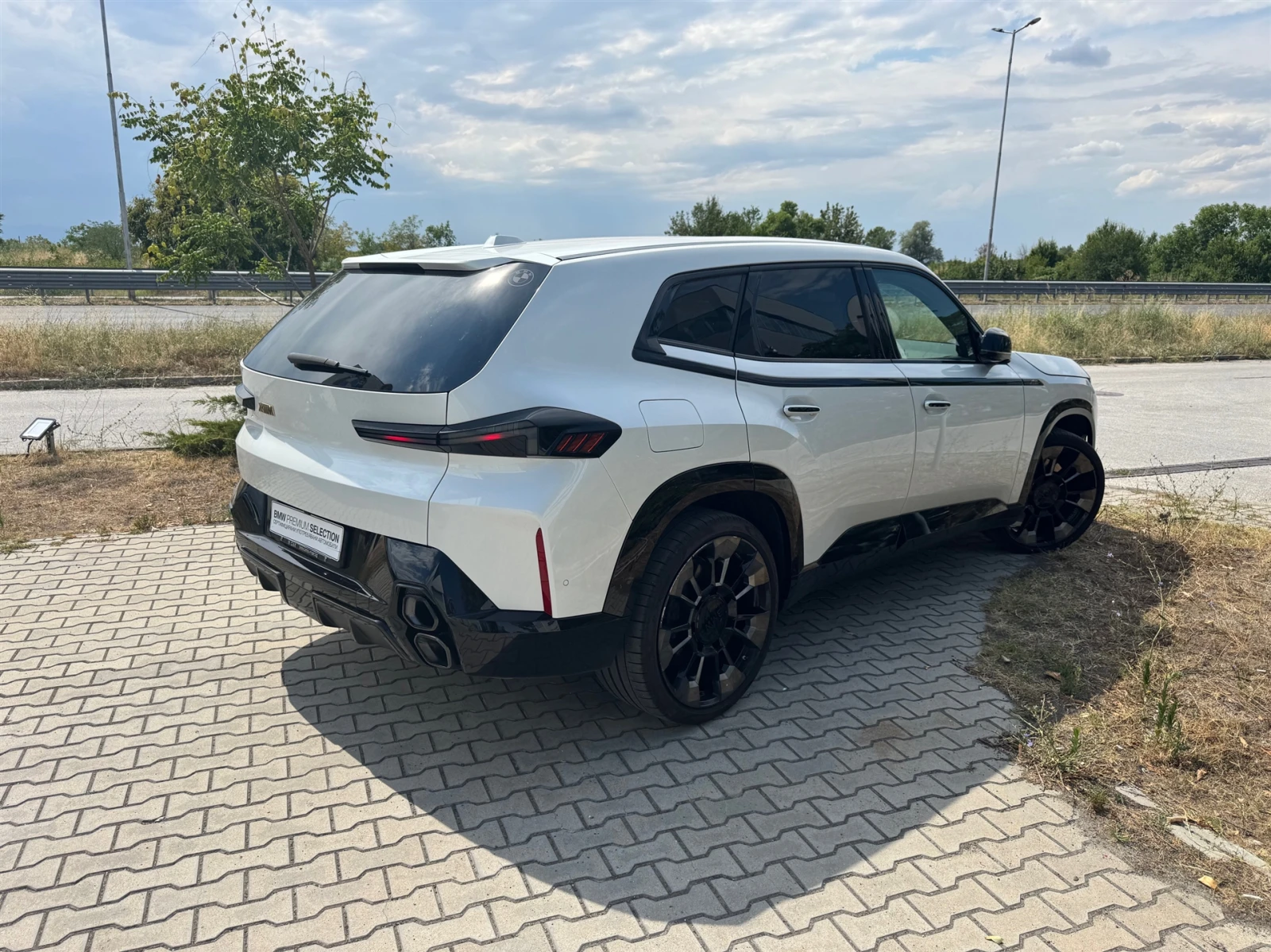 BMW XM  - изображение 2