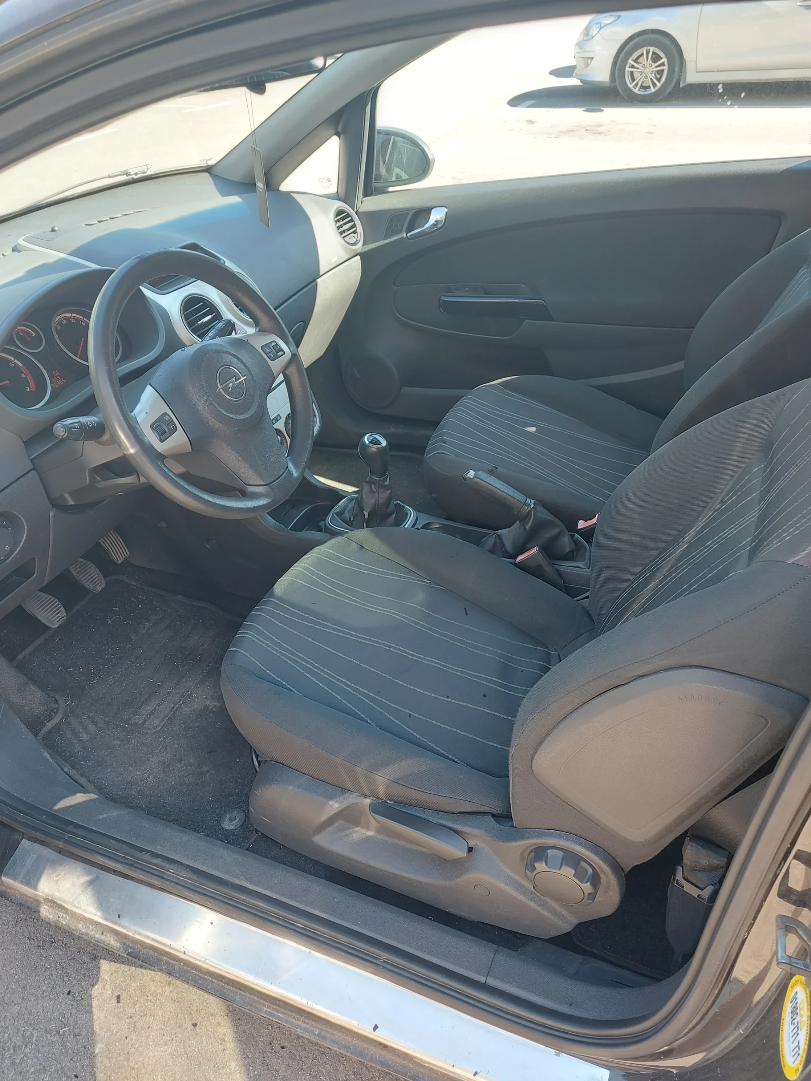 Opel Corsa D - изображение 5