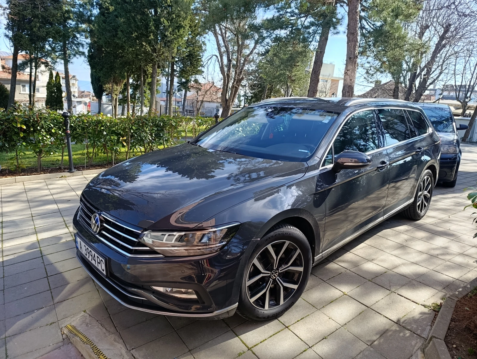 VW Passat 2.0TDI Elegance 150�� Digital Distr LED ����  | Mobile.bg � ����������� 13