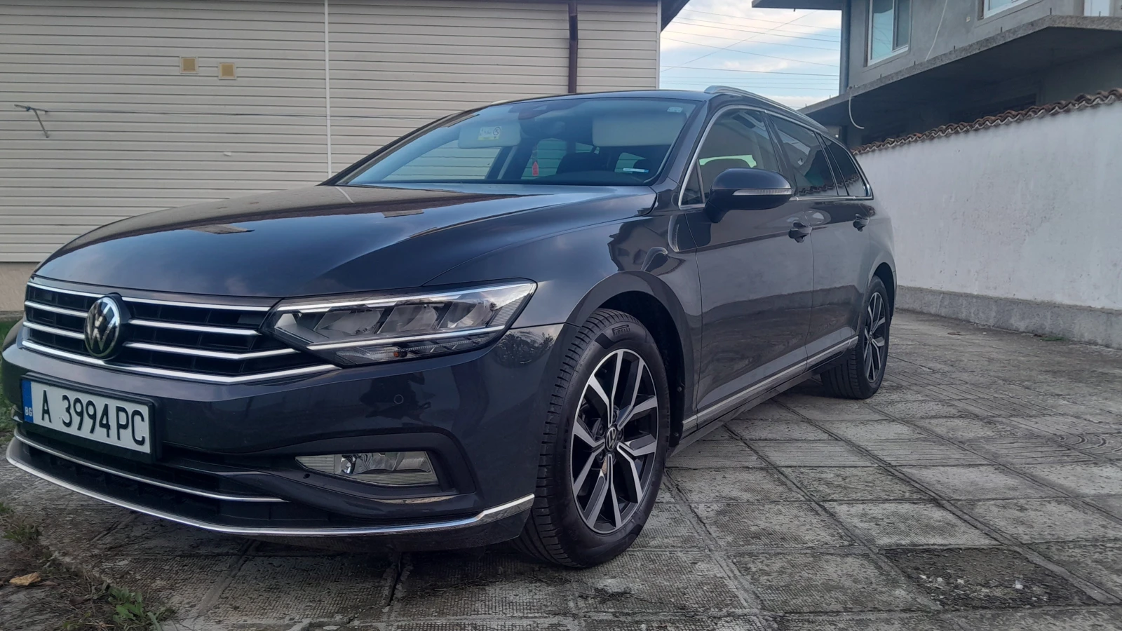 VW Passat 2.0TDI Elegance 150кс Digital Distr LED Кожа  - изображение 10