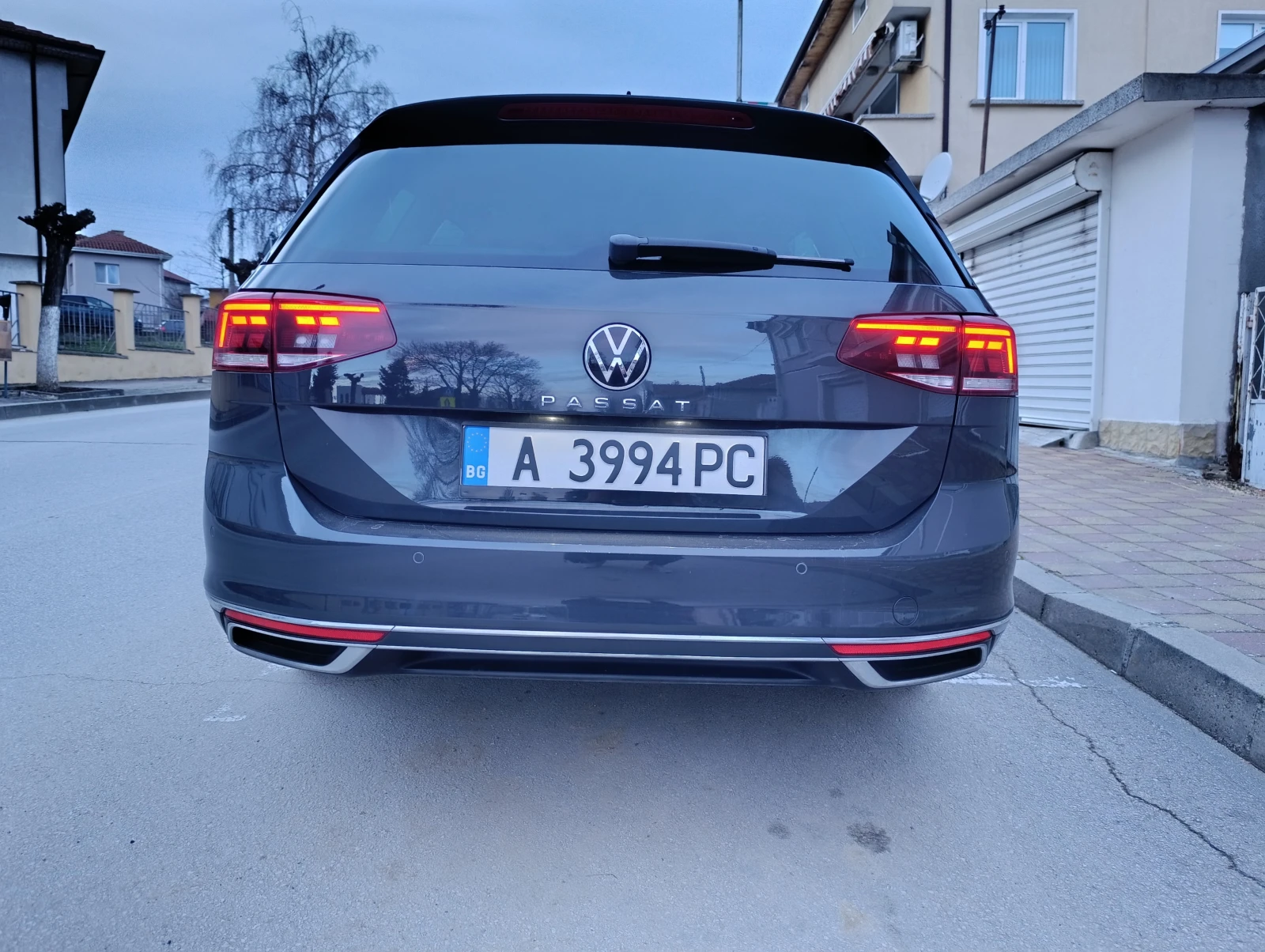 VW Passat 2.0TDI Elegance 150�� Digital Distr LED ����  | Mobile.bg � ����������� 7