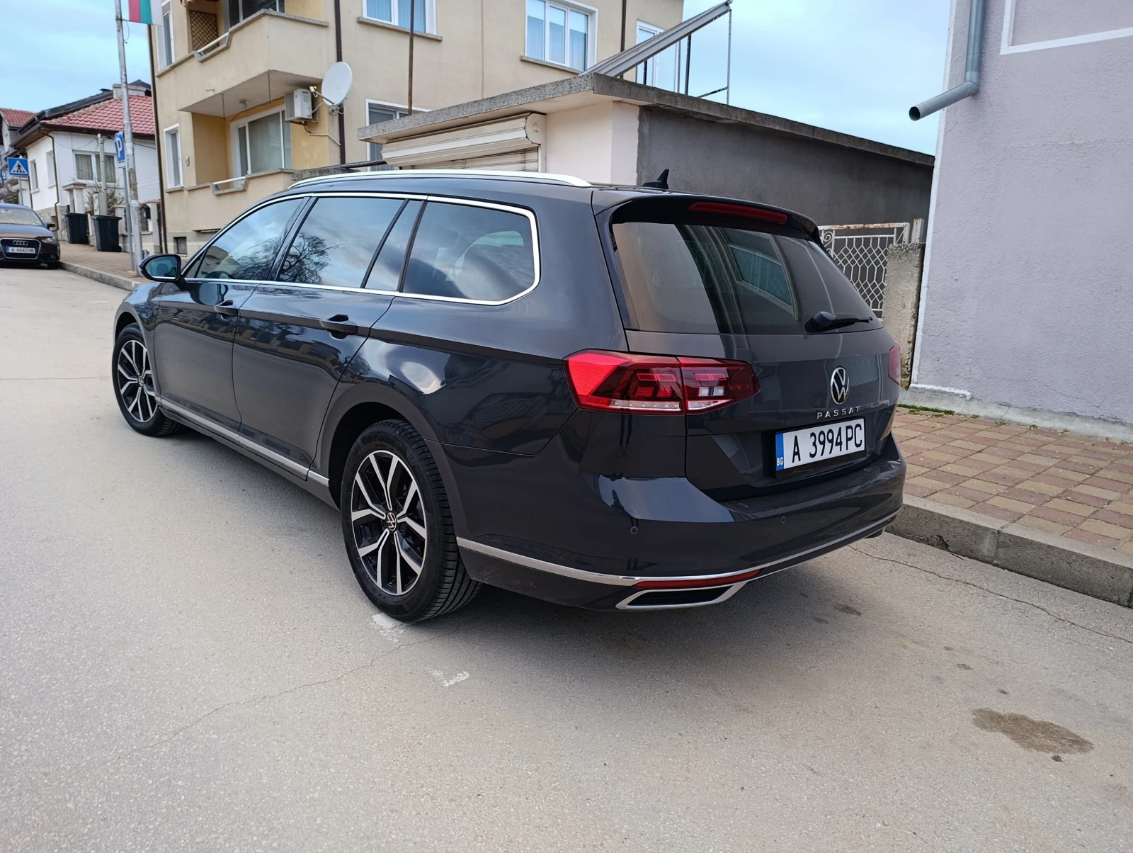 VW Passat 2.0TDI Elegance 150�� Digital Distr LED ����  | Mobile.bg � ����������� 16