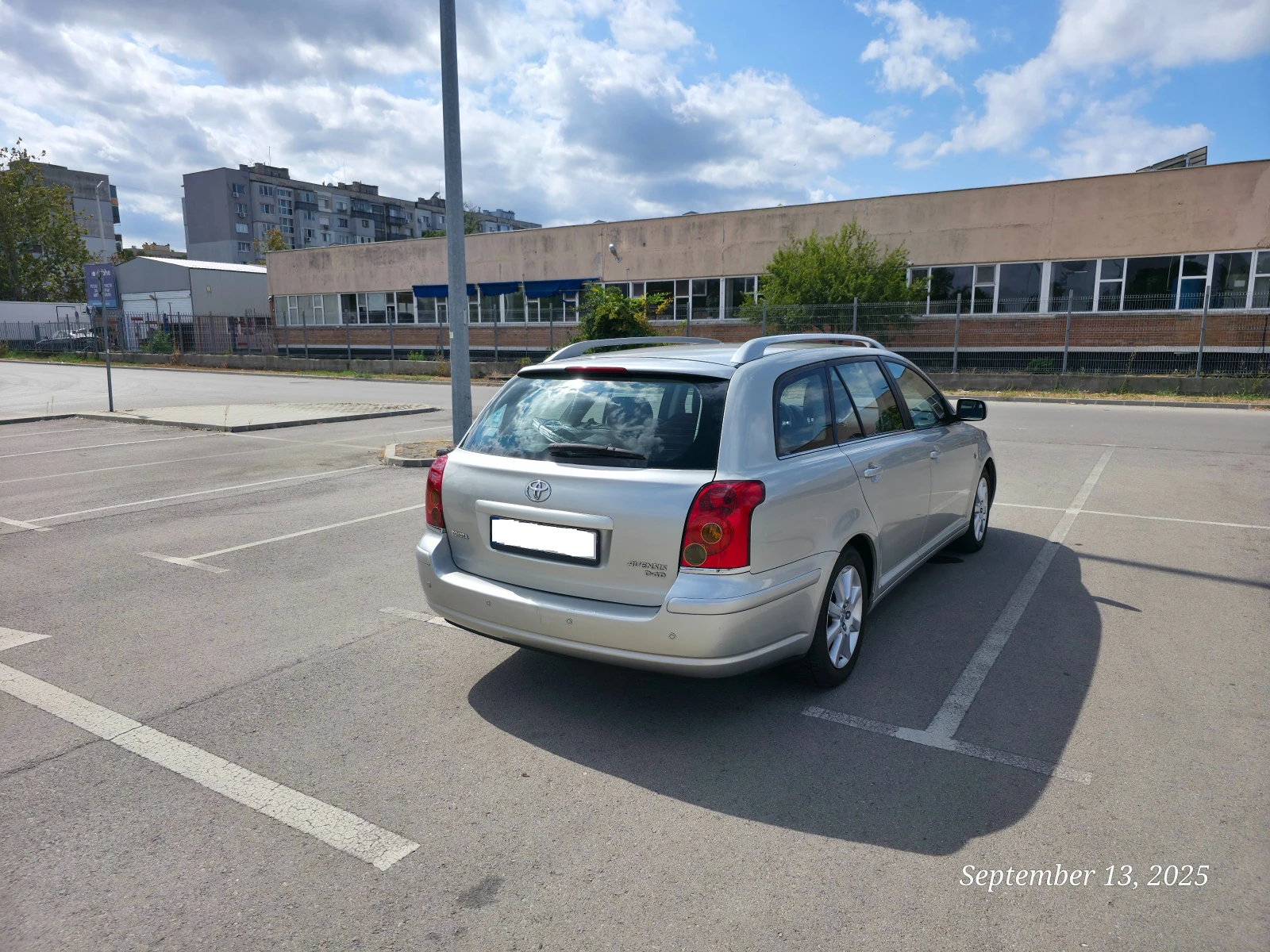 Toyota Avensis 2.0d4d - изображение 4