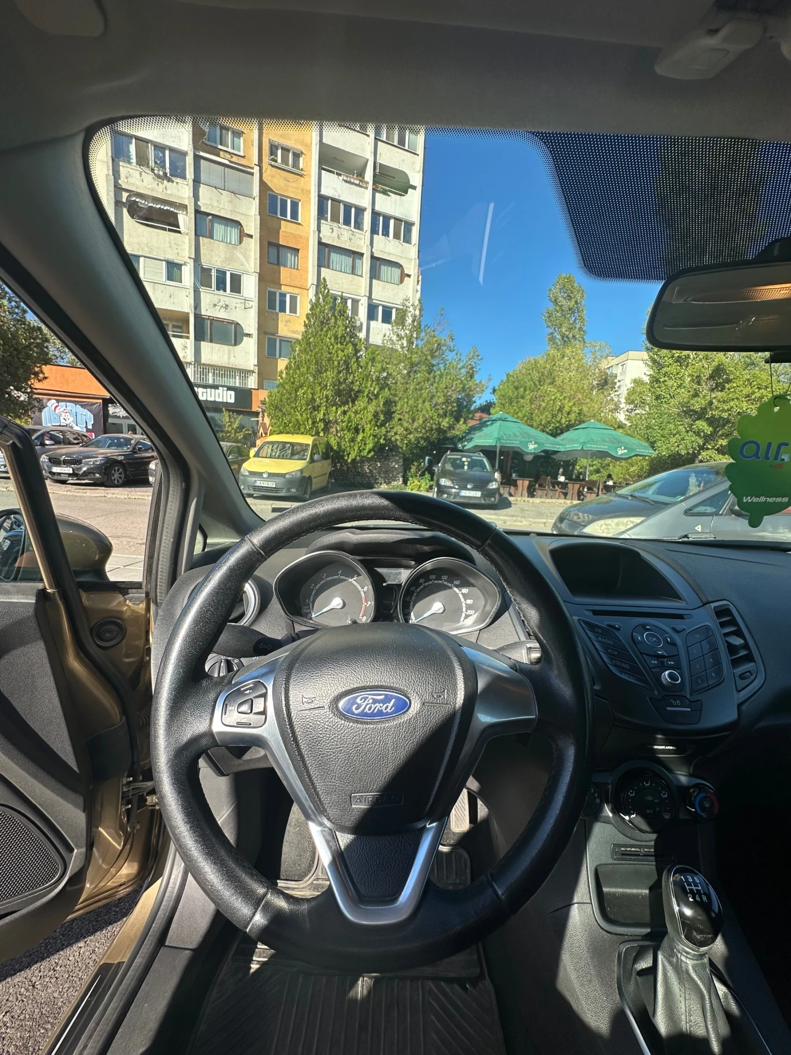 Ford Fiesta 1.25  - изображение 9