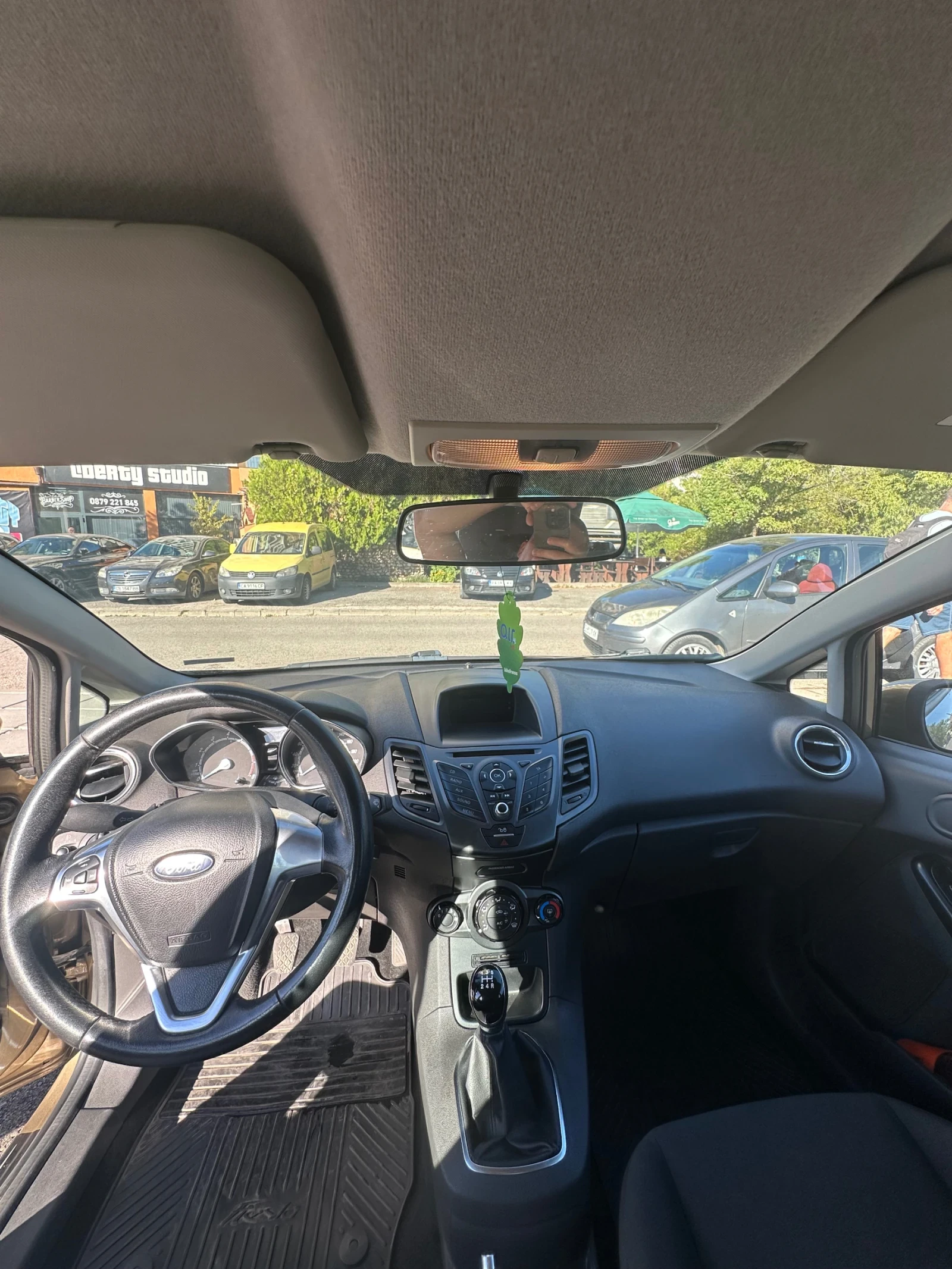 Ford Fiesta 1.25  - изображение 8