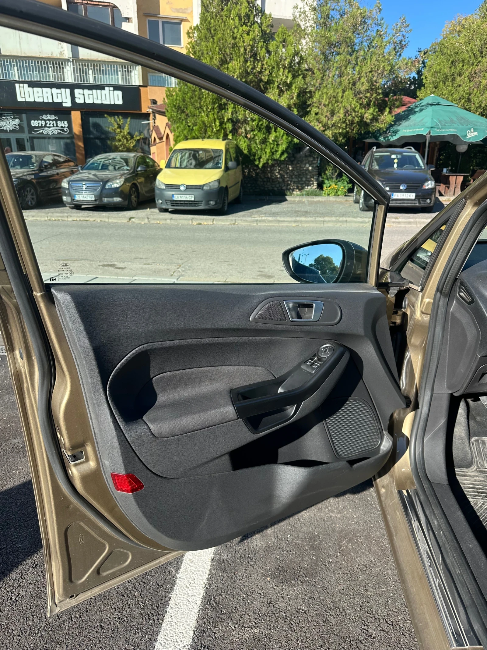 Ford Fiesta 1.25  - изображение 7