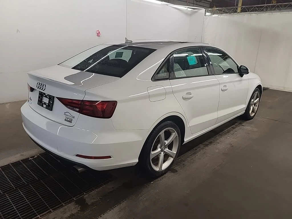 Audi A3 * 2.0T KOMFORT * CARFAX * БЕЗ ПЪРВОНАЧАЛНА ВНОСКА - изображение 3