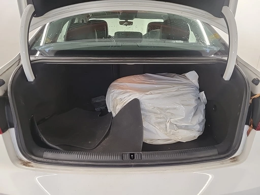 Audi A3 * 2.0T KOMFORT * CARFAX *    | Mobile.bg   16