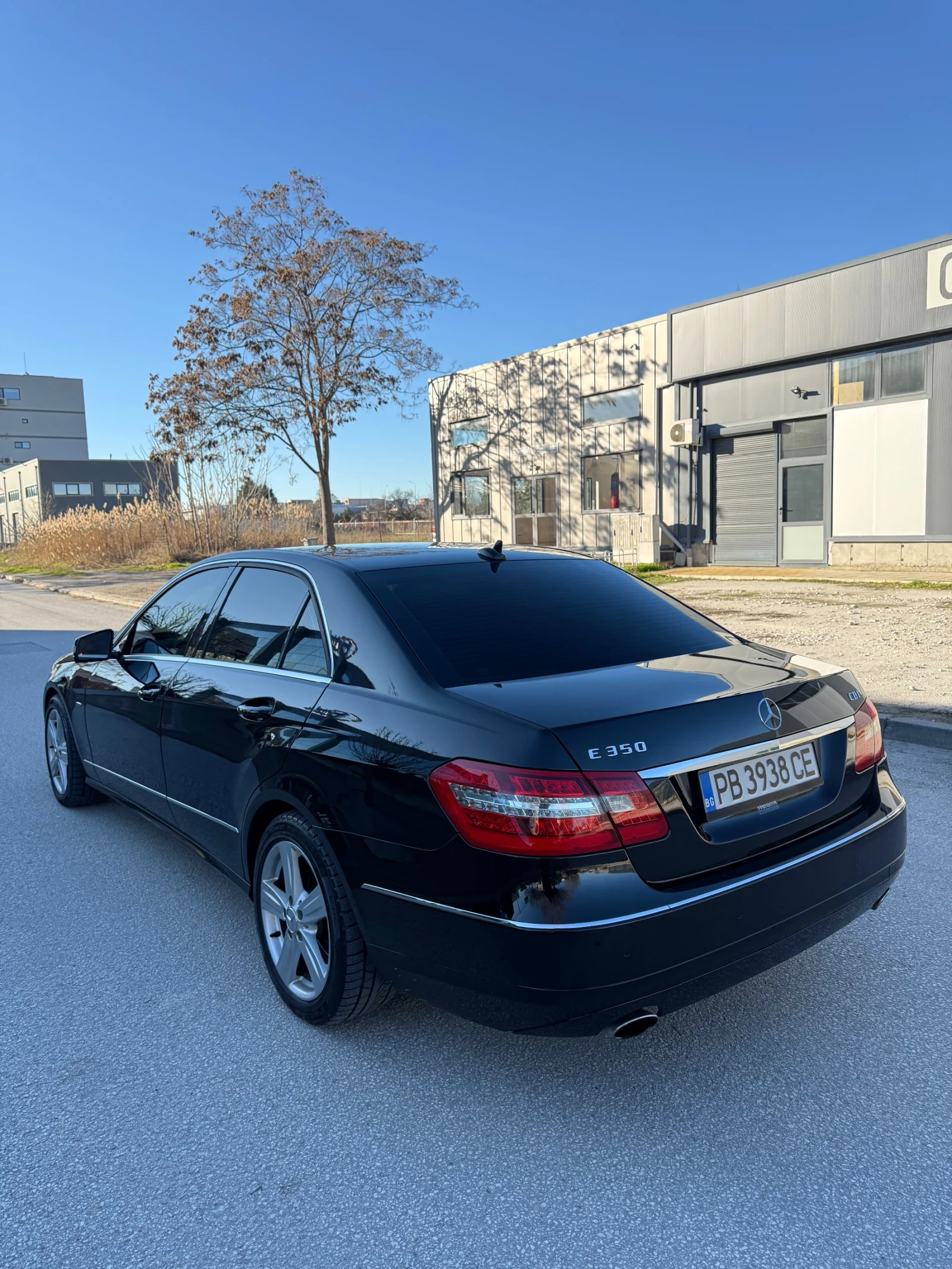 Mercedes-Benz E 350 Harman Kardon - изображение 8