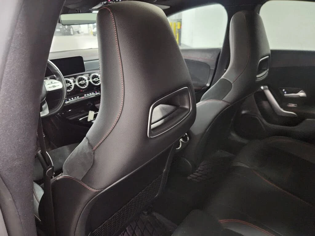 Mercedes-Benz CLA 250 AMG* ПАМЕТ* 360 КАМЕРА* DIGITAL* ПОРЪЧКОВ ЦВЯТ*  - изображение 10