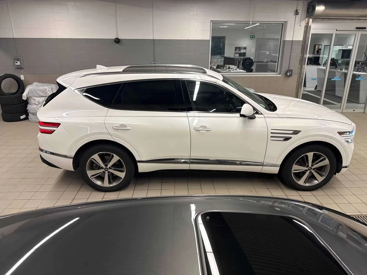 Genesis GV80 * 2.5T Advanced * DISTRONIC* AMBIENT* OБДУХВАНЕ* , снимка 3 - Автомобили и джипове - 54229873