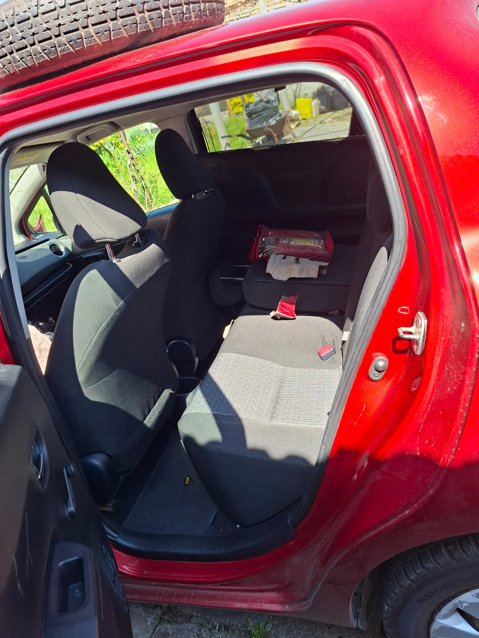 Toyota Yaris, снимка 6 - Автомобили и джипове - 54252179