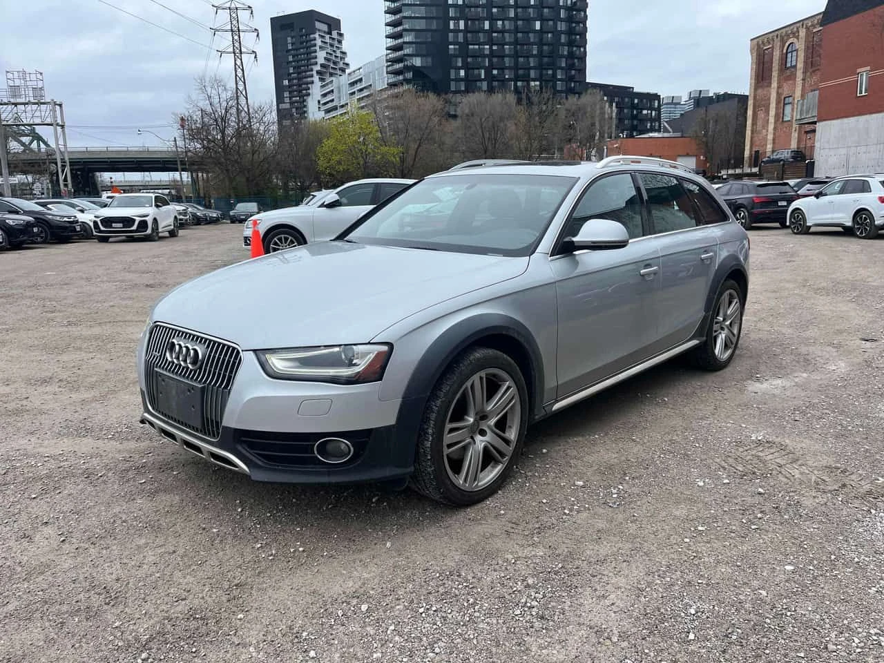 Audi A4 * Allroad* Progressiv * ГЛАВНО ПРЕДСТАВИТЕЛСТВО* , снимка 2 - Автомобили и джипове - 54366789