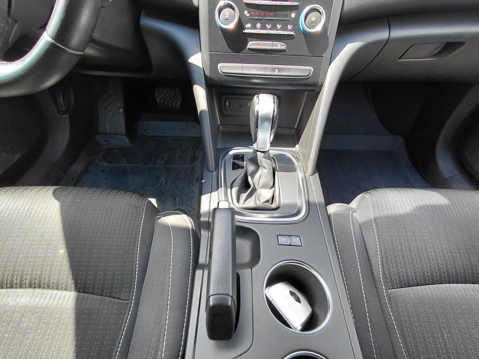 Renault Megane 1.5 dCi/115к.с/ZEN, снимка 11 - Автомобили и джипове - 55575894