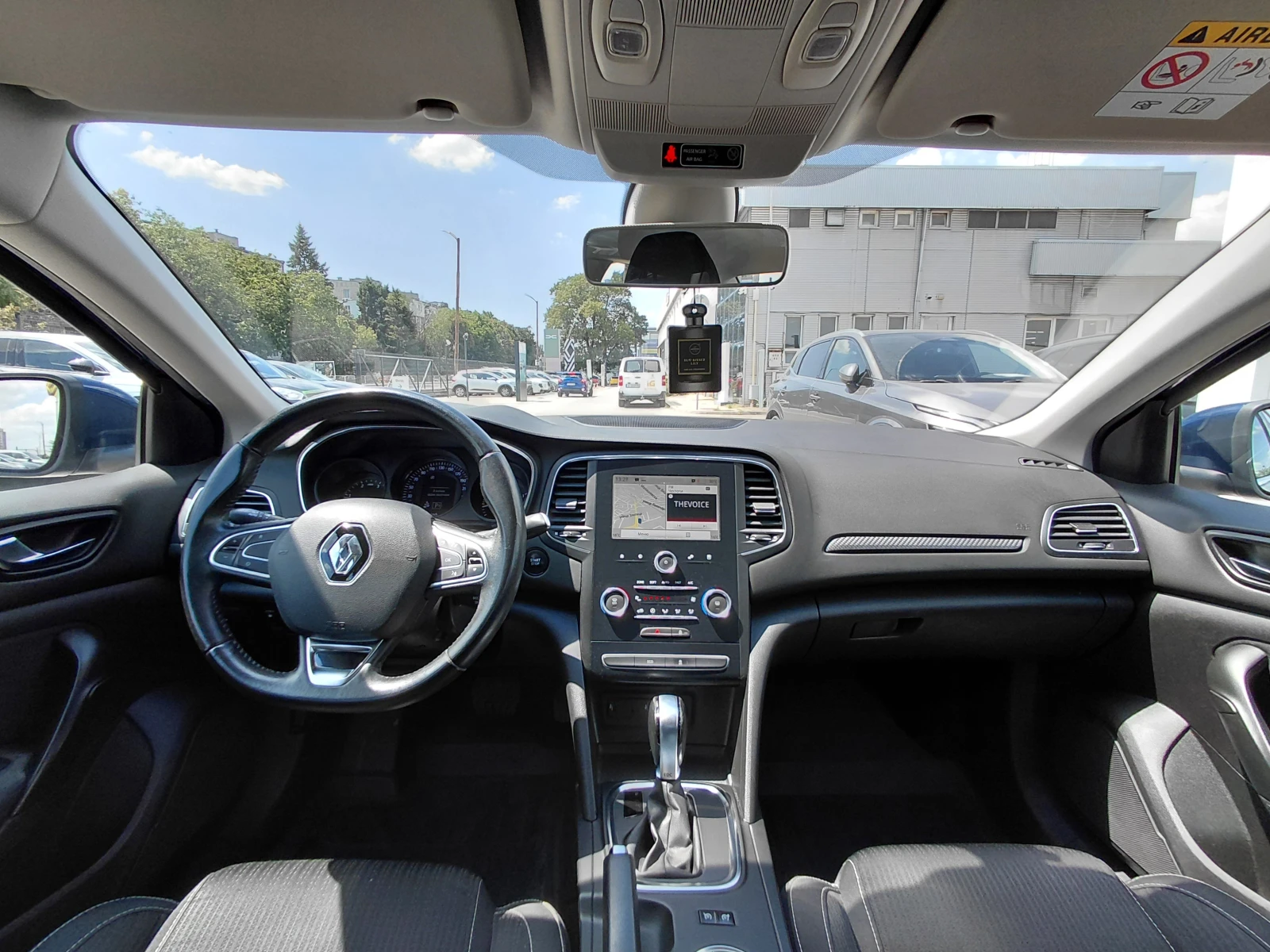 Renault Megane 1.5 dCi/115к.с/ZEN, снимка 8 - Автомобили и джипове - 55575894