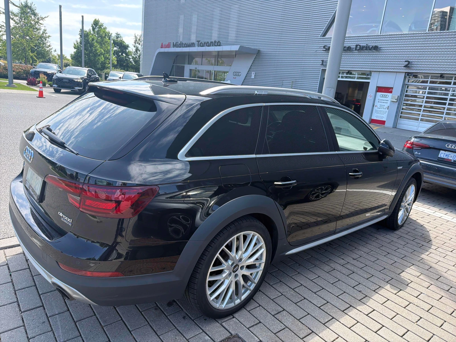 Audi A4 Allroad Progressiv/CARFAX/ОТ ПРЕДСТАВИТЕЛСТВО/, снимка 4 - Автомобили и джипове - 55827553