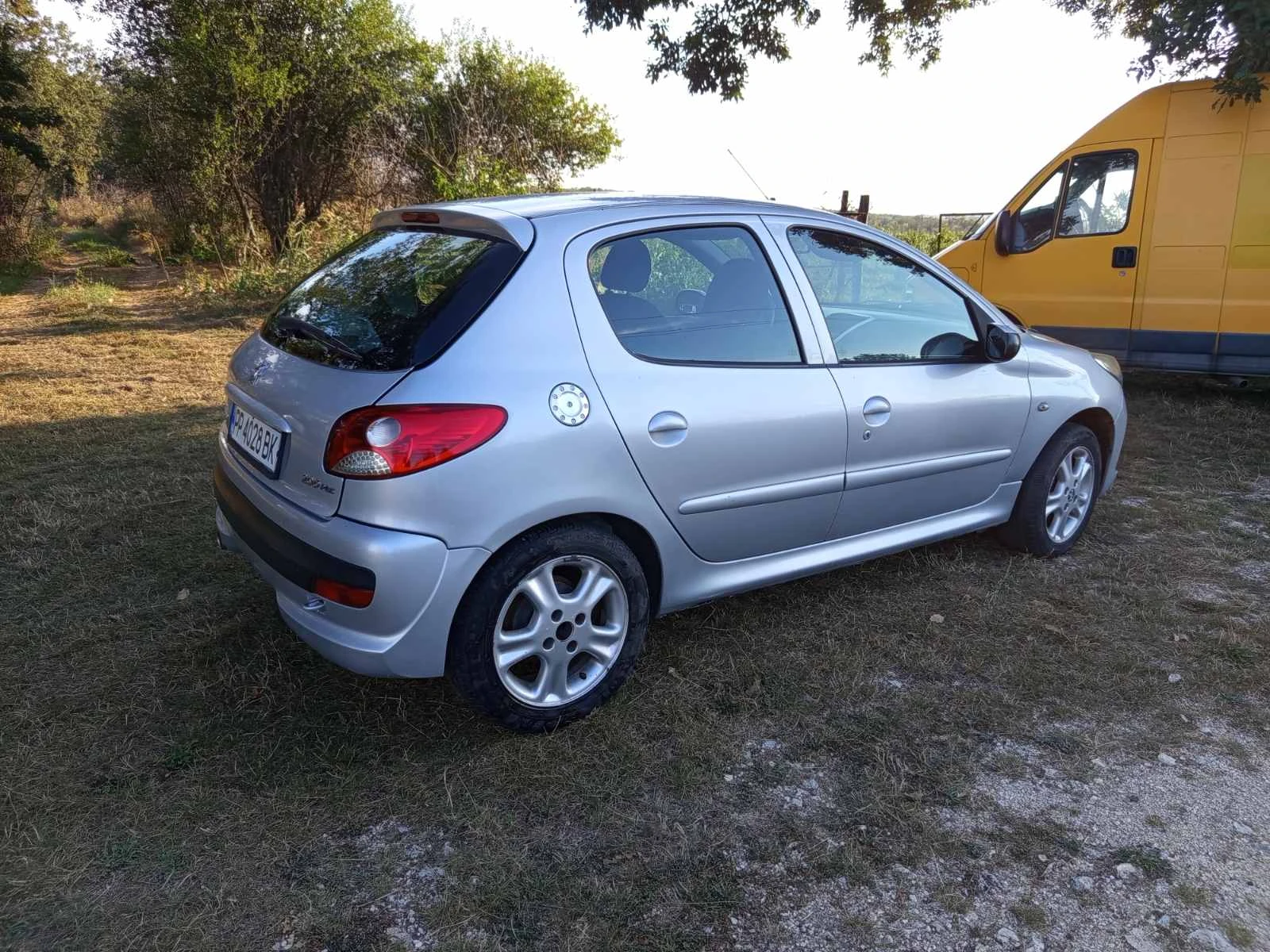 Peugeot 206, снимка 4 - Автомобили и джипове - 55944078