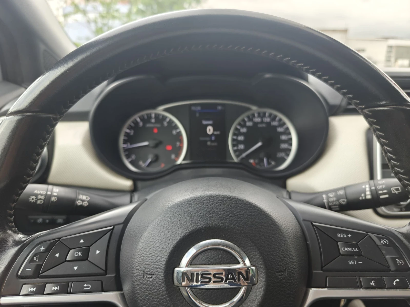Nissan Micra, снимка 10 - Автомобили и джипове - 56041084