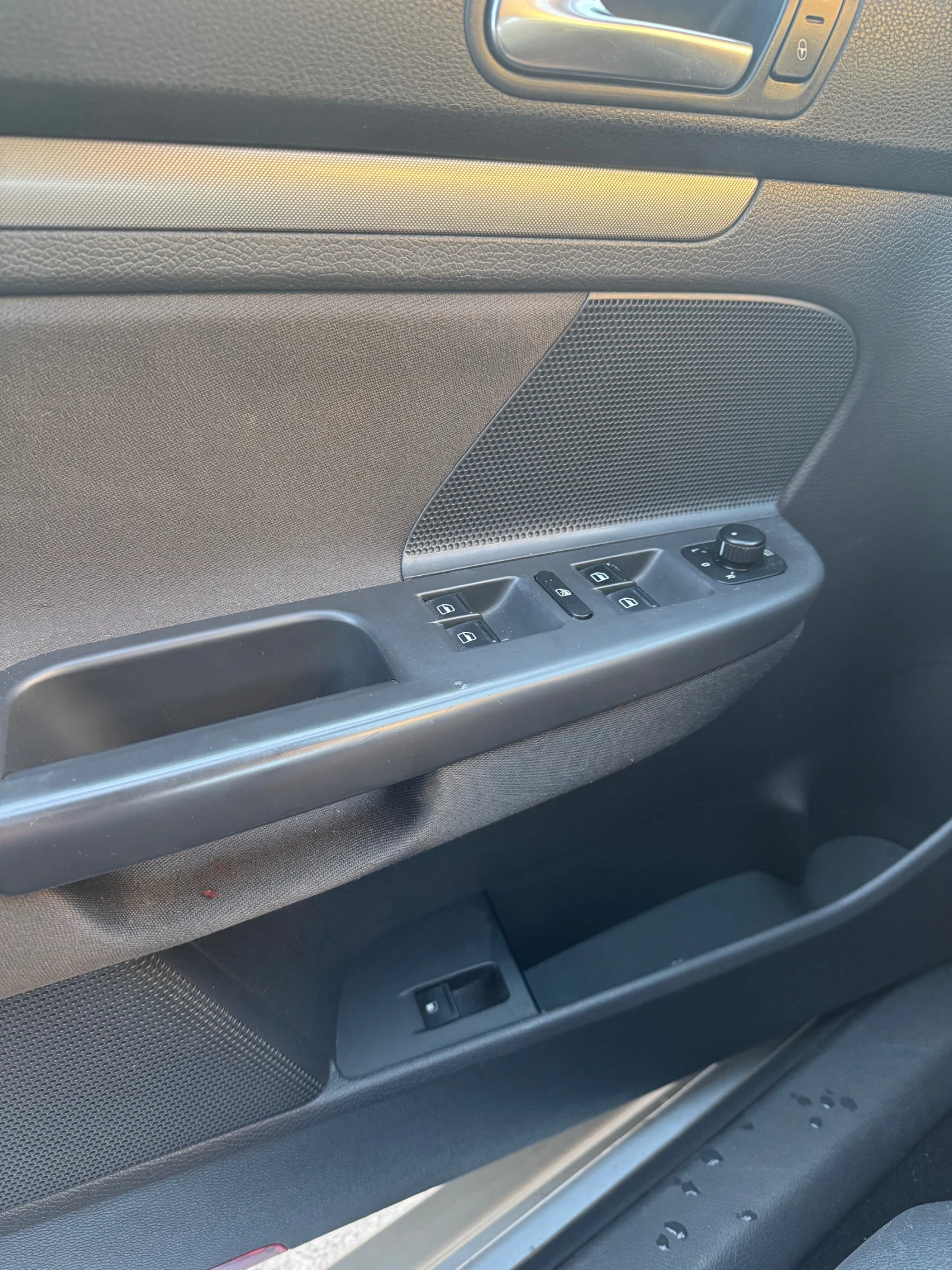 VW Golf, снимка 10 - Автомобили и джипове - 56127430