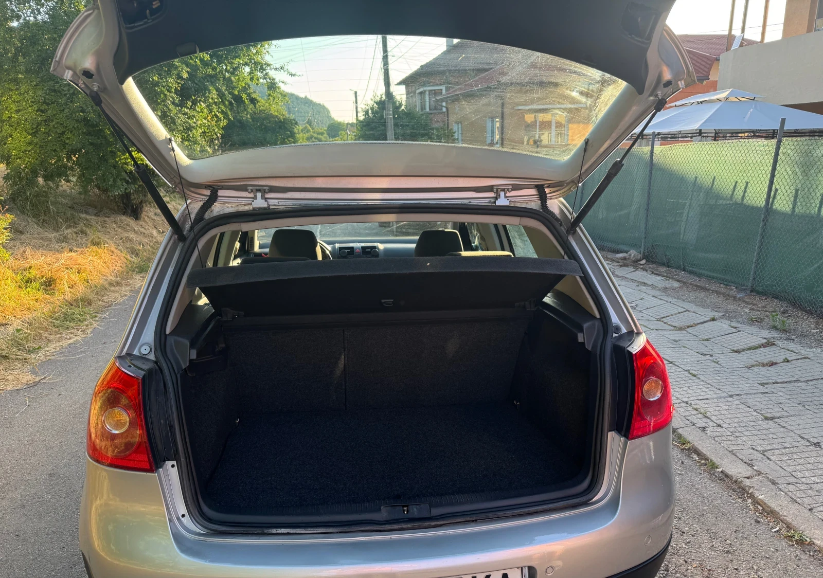 VW Golf, снимка 5 - Автомобили и джипове - 56127430
